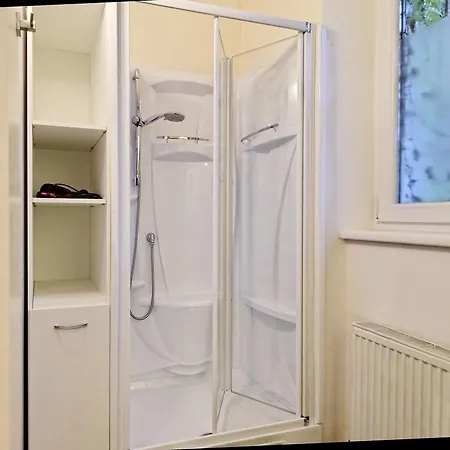 Apartment Haus *